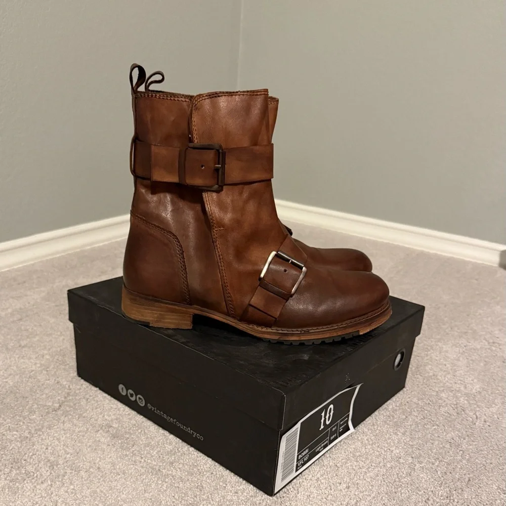 Vintage Foundry Co Women’s Brown Leather Boots Size 10 - Picture 2 of 6